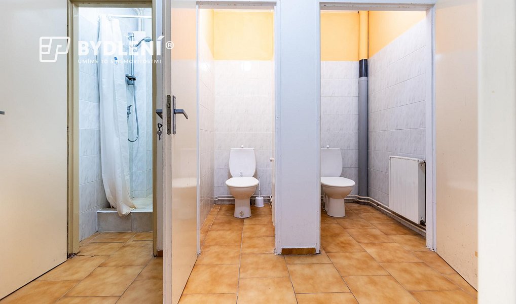 Prodej domu 314 m² s pozemkem 560 m², Krupka – náhled fotky 31