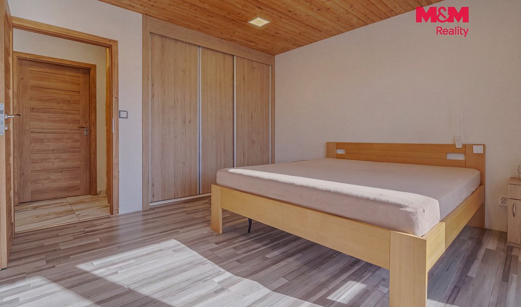 Prodej domu 109 m² s pozemkem 3 073 m², Doubrava – náhled fotky 11
