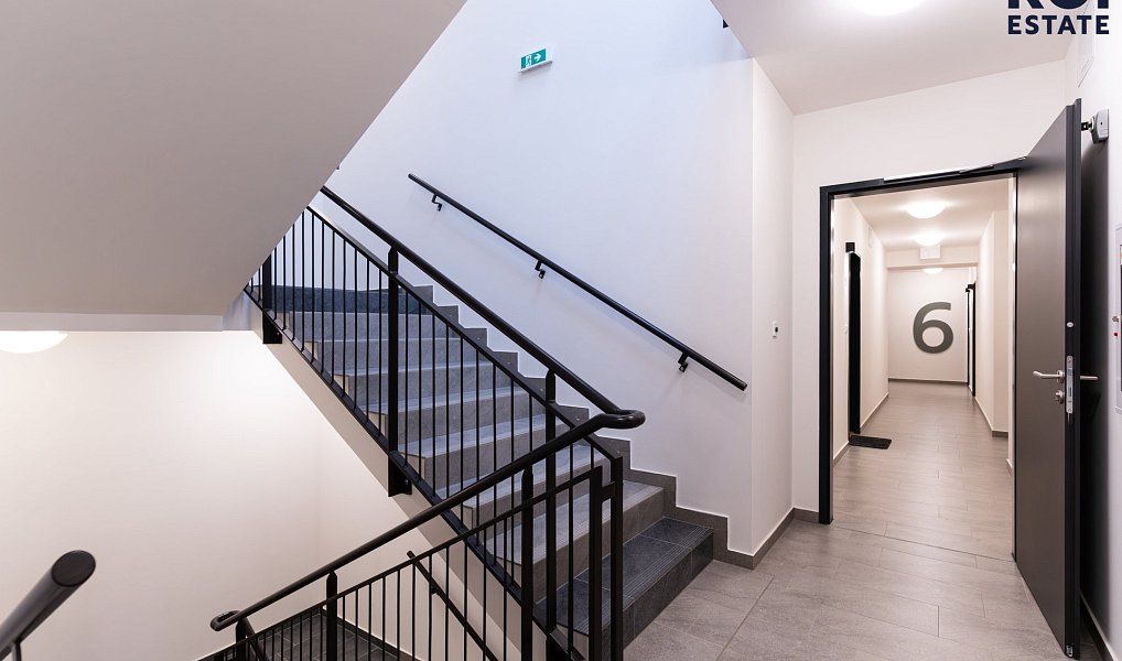 Pronájem bytu 1+kk 36 m², Kralupy nad Vltavou – náhled fotky 12