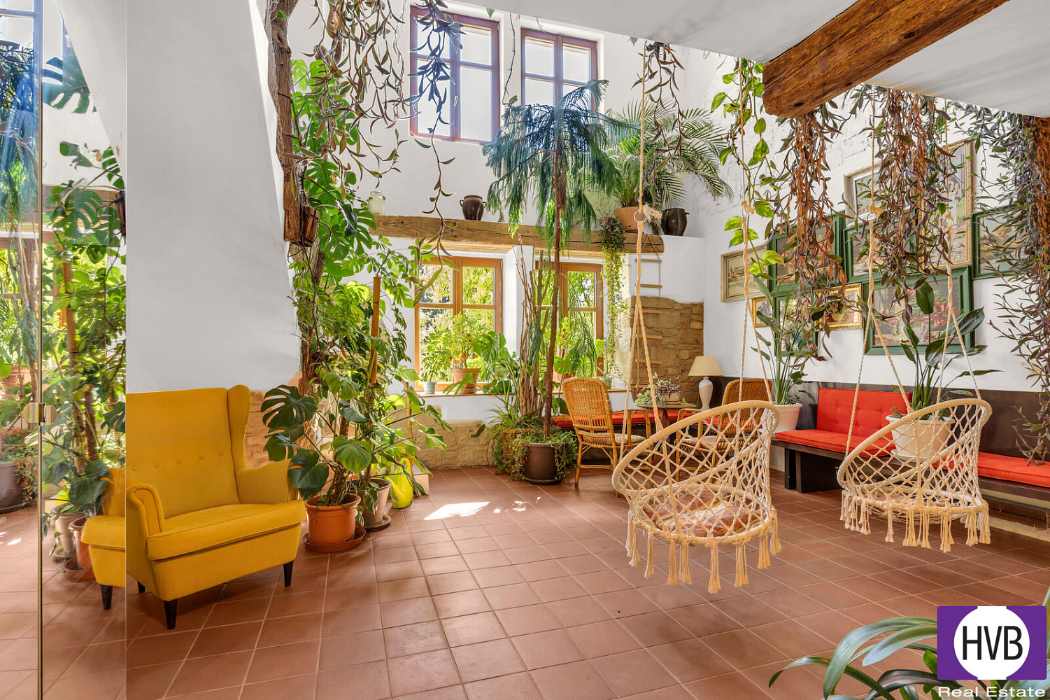 Prodej ubytovacího objektu 1 900 m² – fotografie 3