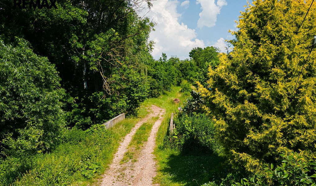 Prodej zahrady 600 m², Jičín – náhled fotky 14
