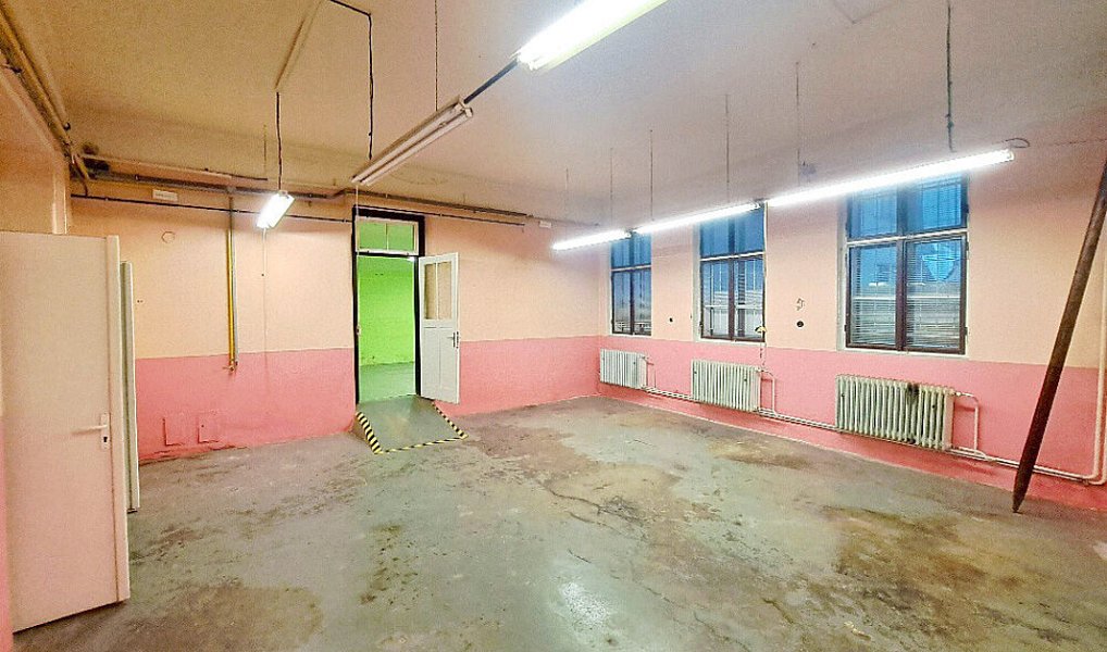 Pronájem skladovacích prostor 185 m², Železný Brod – náhled fotky 2