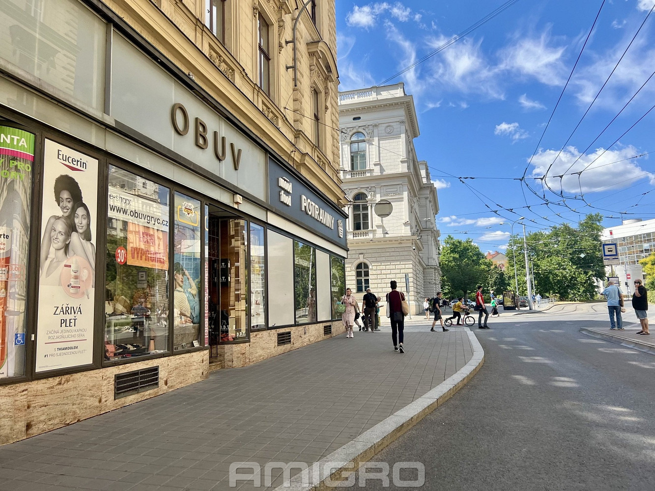 Pronájem obchodních prostor 63 m²
