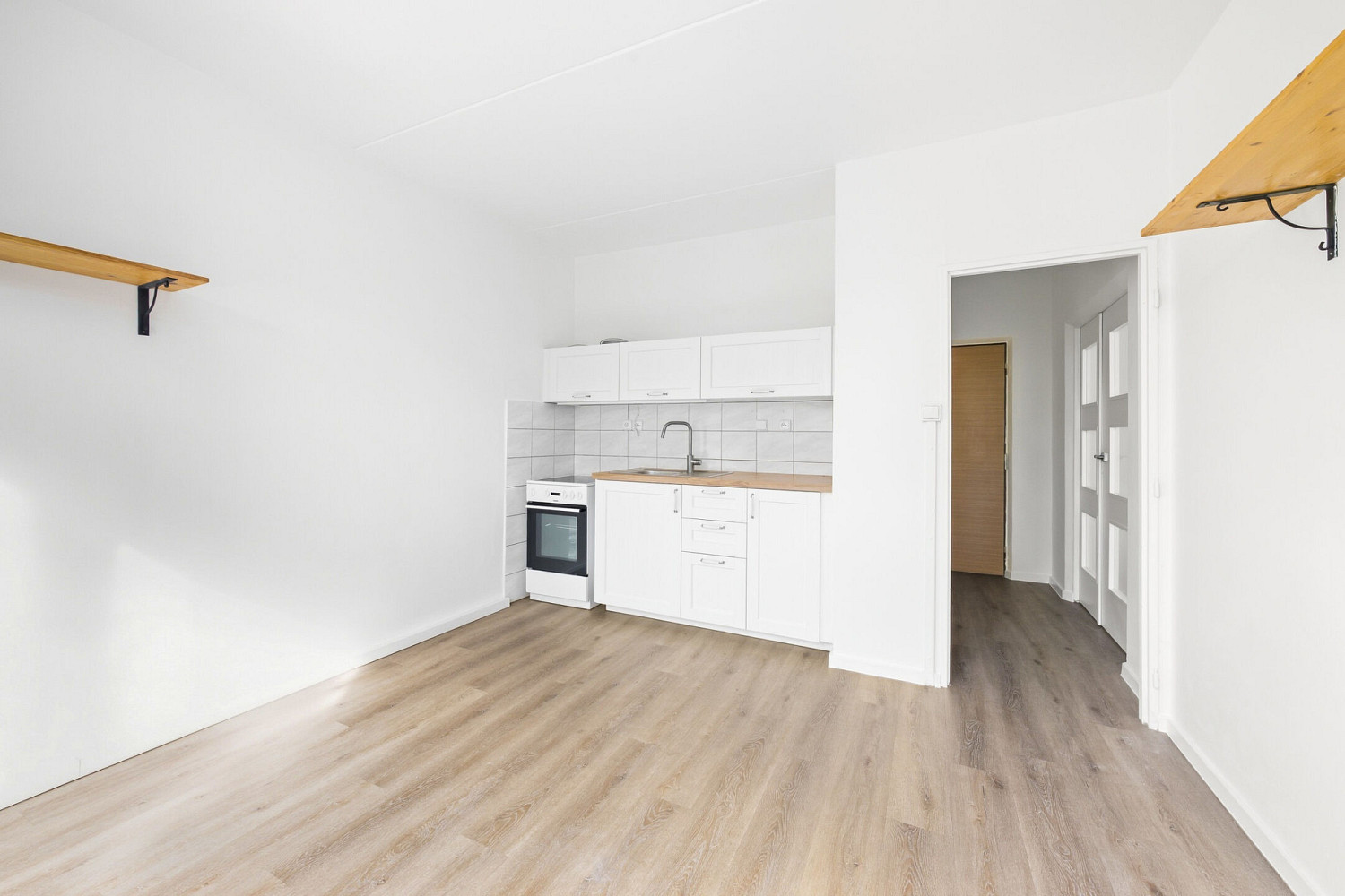 Pronájem bytu 1+1 39 m² – fotografie 3