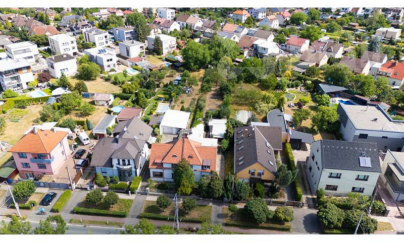 Prodej domu 146 m² s pozemkem 674 m²
