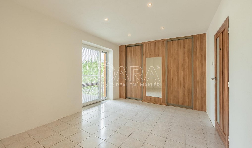 Prodej domu 362 m² s pozemkem 1 568 m², Zvánovice – náhled fotky 13
