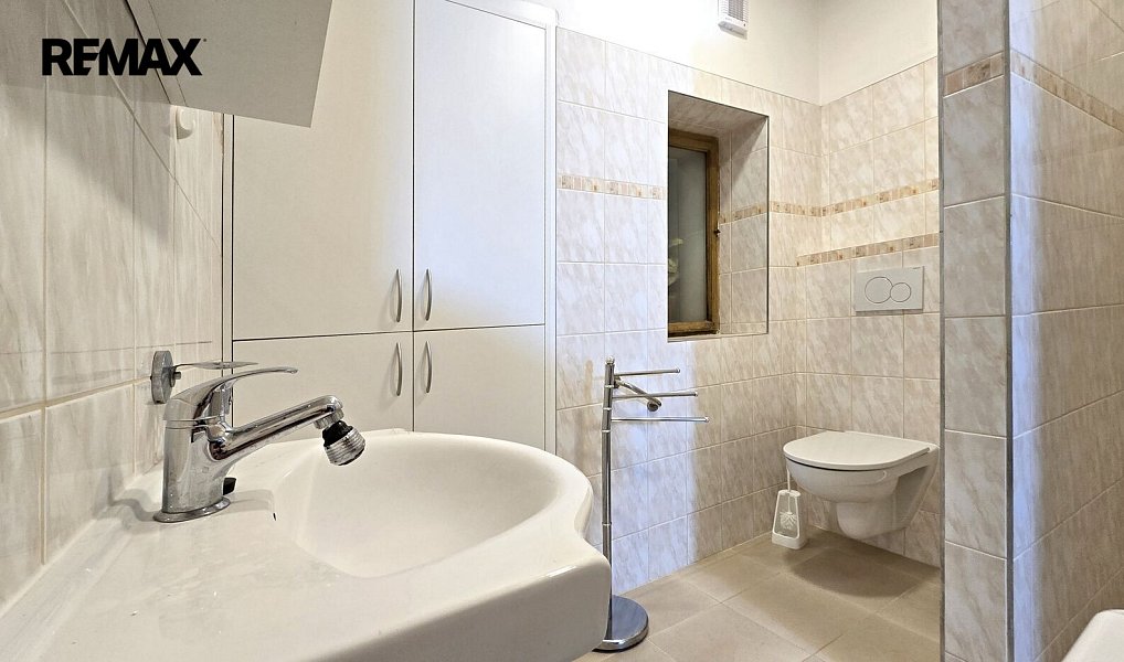 Prodej domu 960 m² s pozemkem 4 964 m², Liběchov – náhled fotky 18