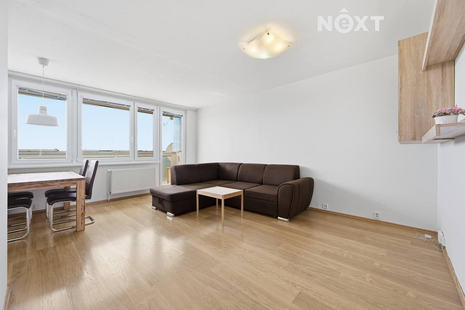 Pronájem bytu 3+kk 73 m² — photo 2