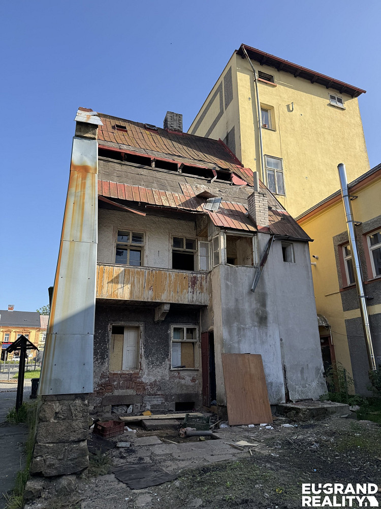 Prodej domu 240 m² s pozemkem 203 m² – fotografie 4