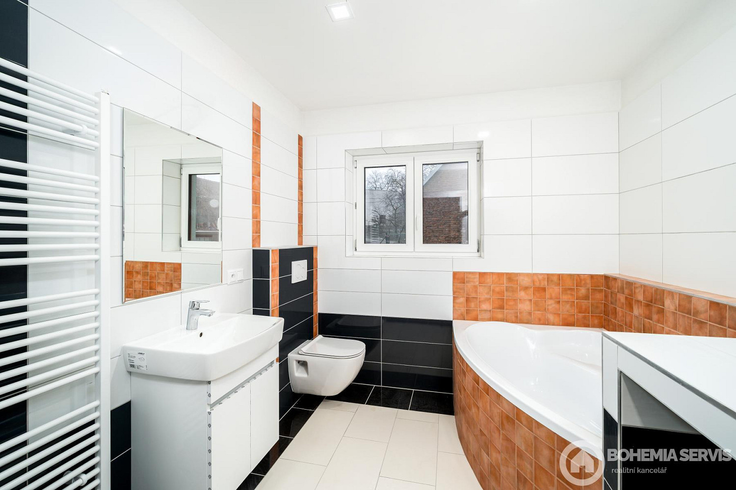 Prodej domu 172 m² s pozemkem 288 m² – další