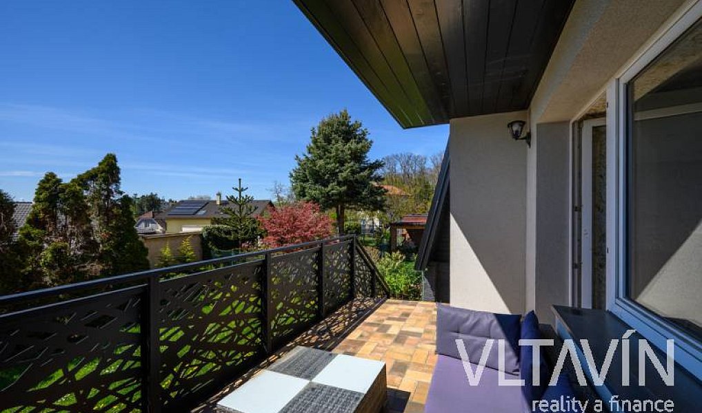 Prodej domu 232 m² s pozemkem 391 m², Praha – náhled fotky 3