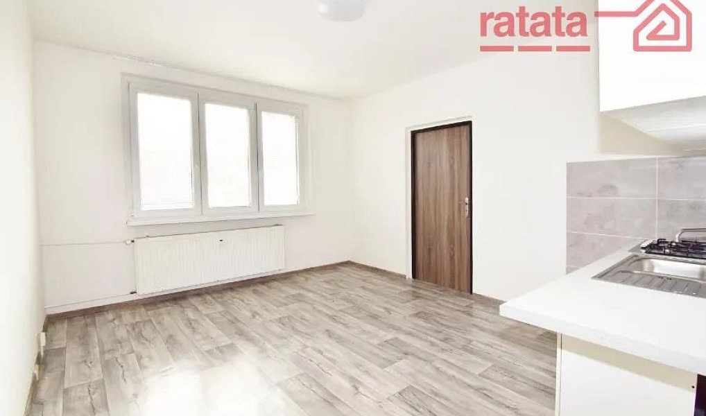 Pronájem bytu 1+1 35 m², Jirkov – náhled fotky 4