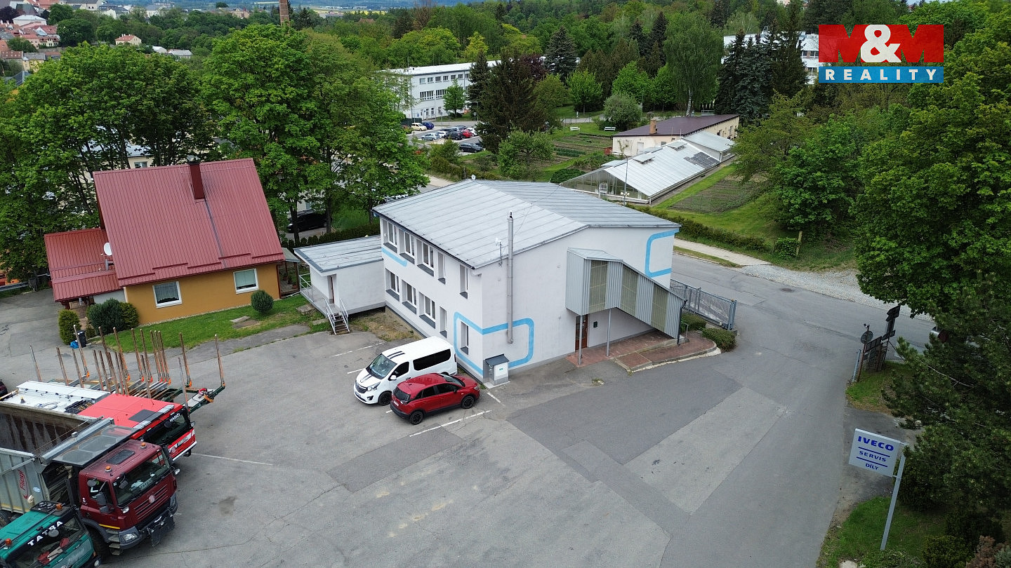 Pronájem obchodních prostor 336 m² – fotografie 2