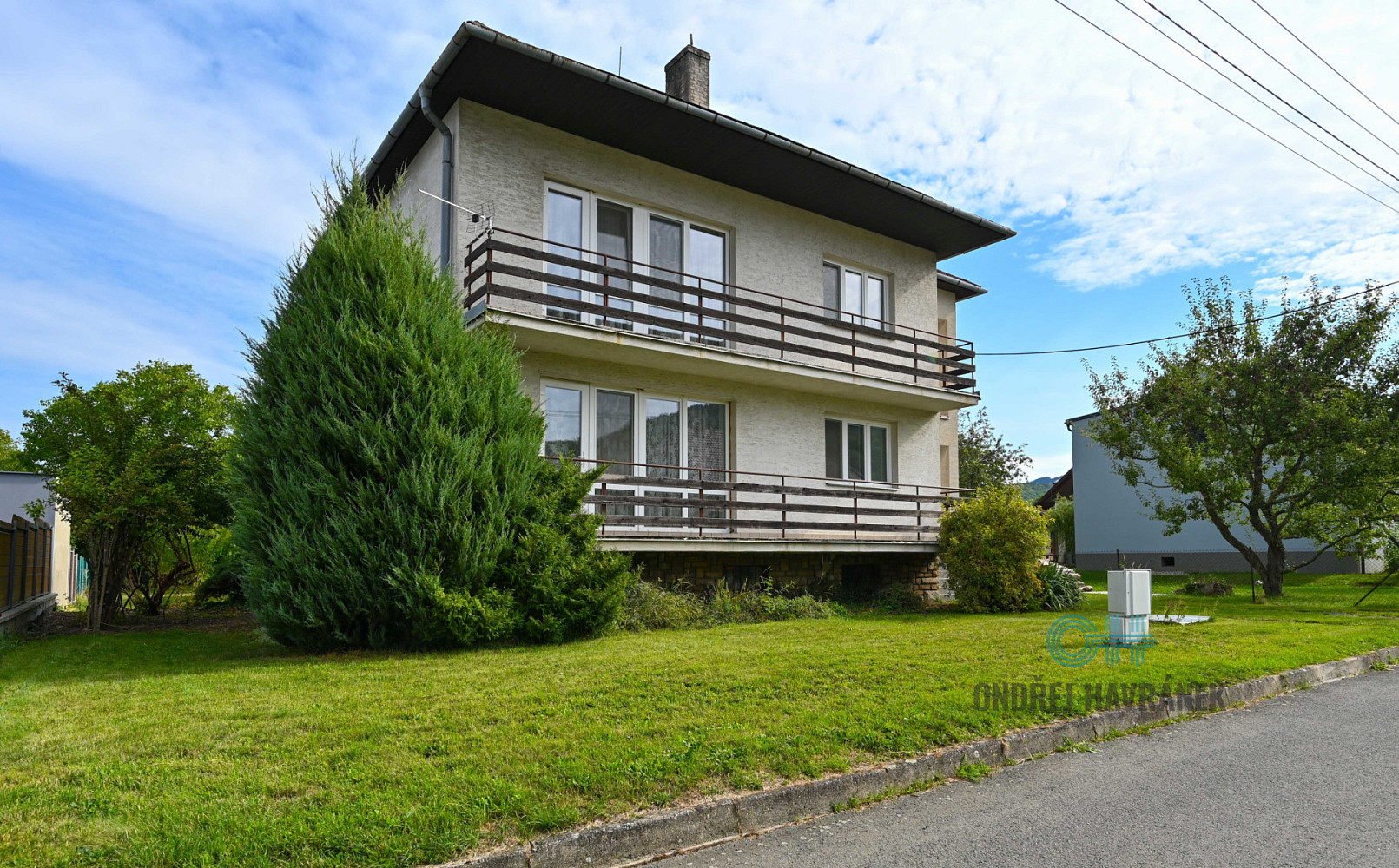 Prodej domu 222 m² s pozemkem 1 131 m²