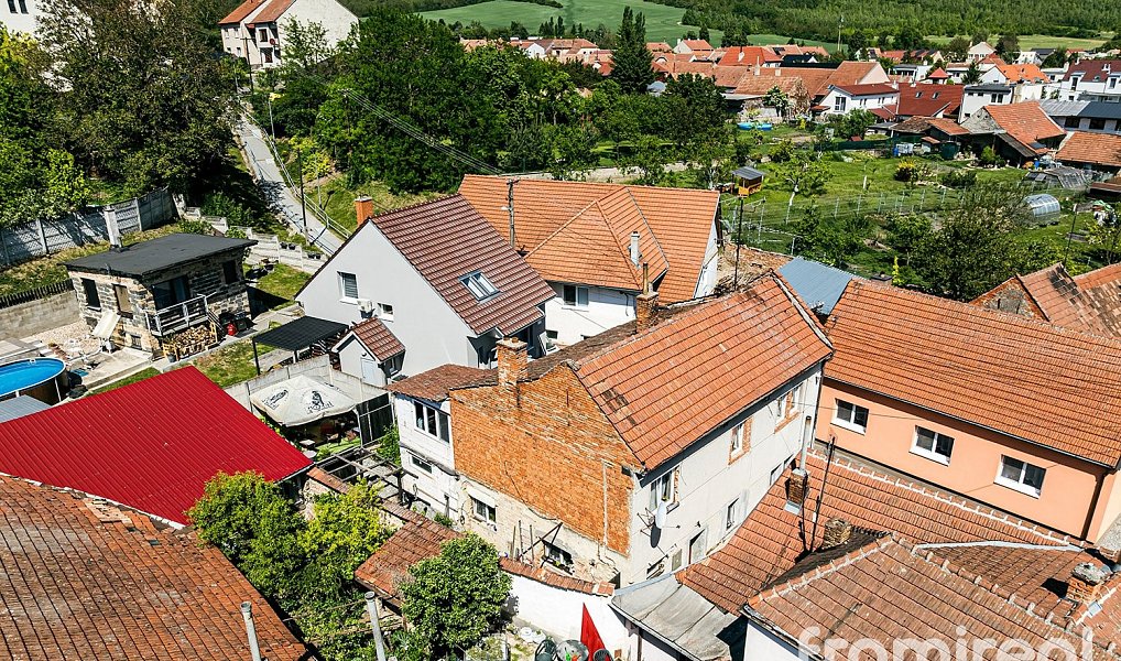 Prodej domu 243 m² s pozemkem 237 m², Bučovice – náhled fotky 32