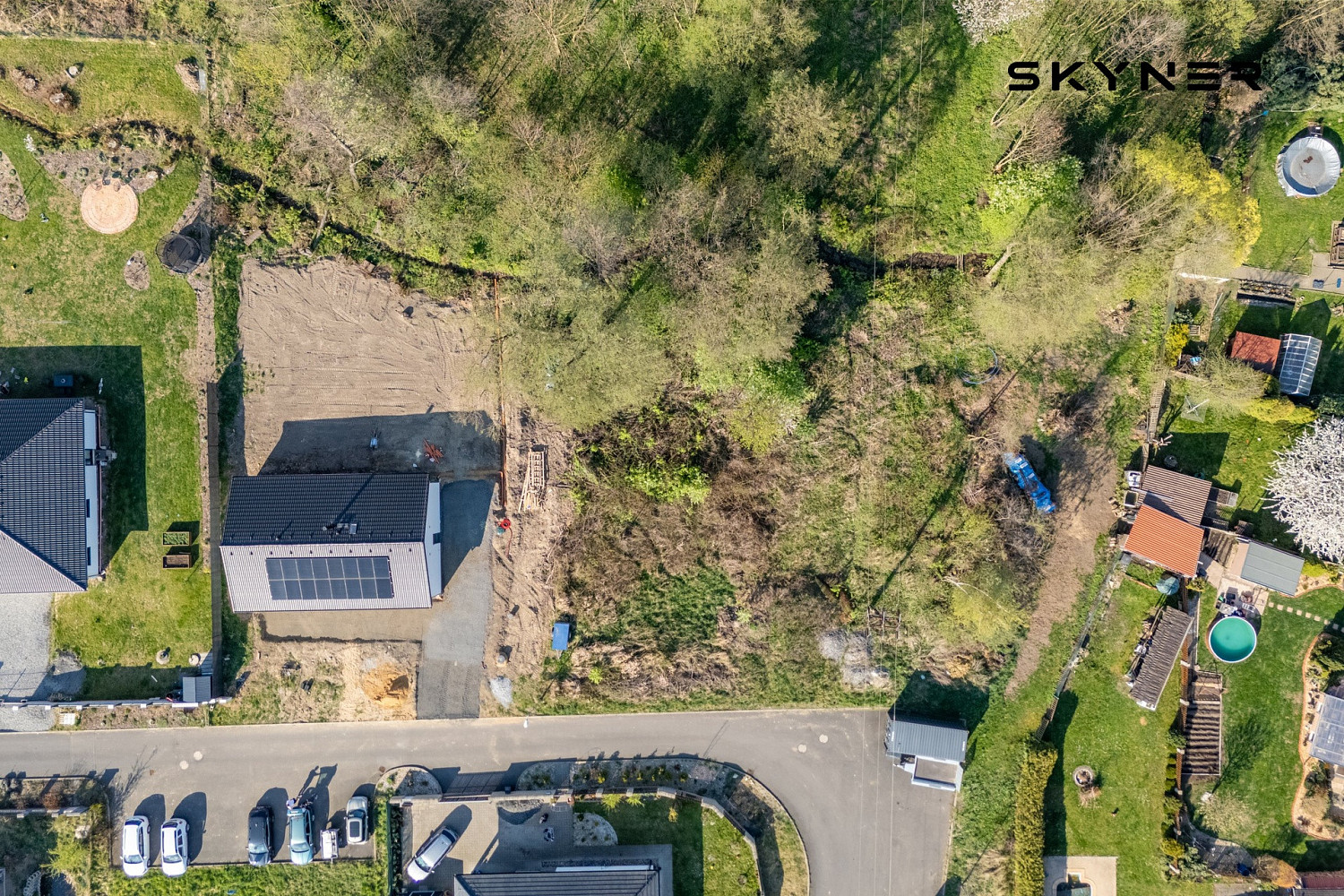 Prodej stavebního pozemku 1 348 m² – pohled 3