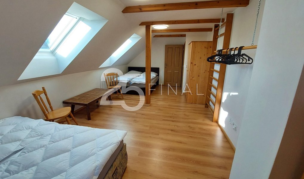 Pronájem domu 200 m² s pozemkem 1 093 m², Osek – náhled fotky 23