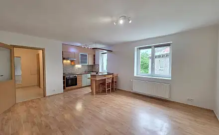 Pronájem bytu 3+kk 60 m², Krnovská, Bruntál