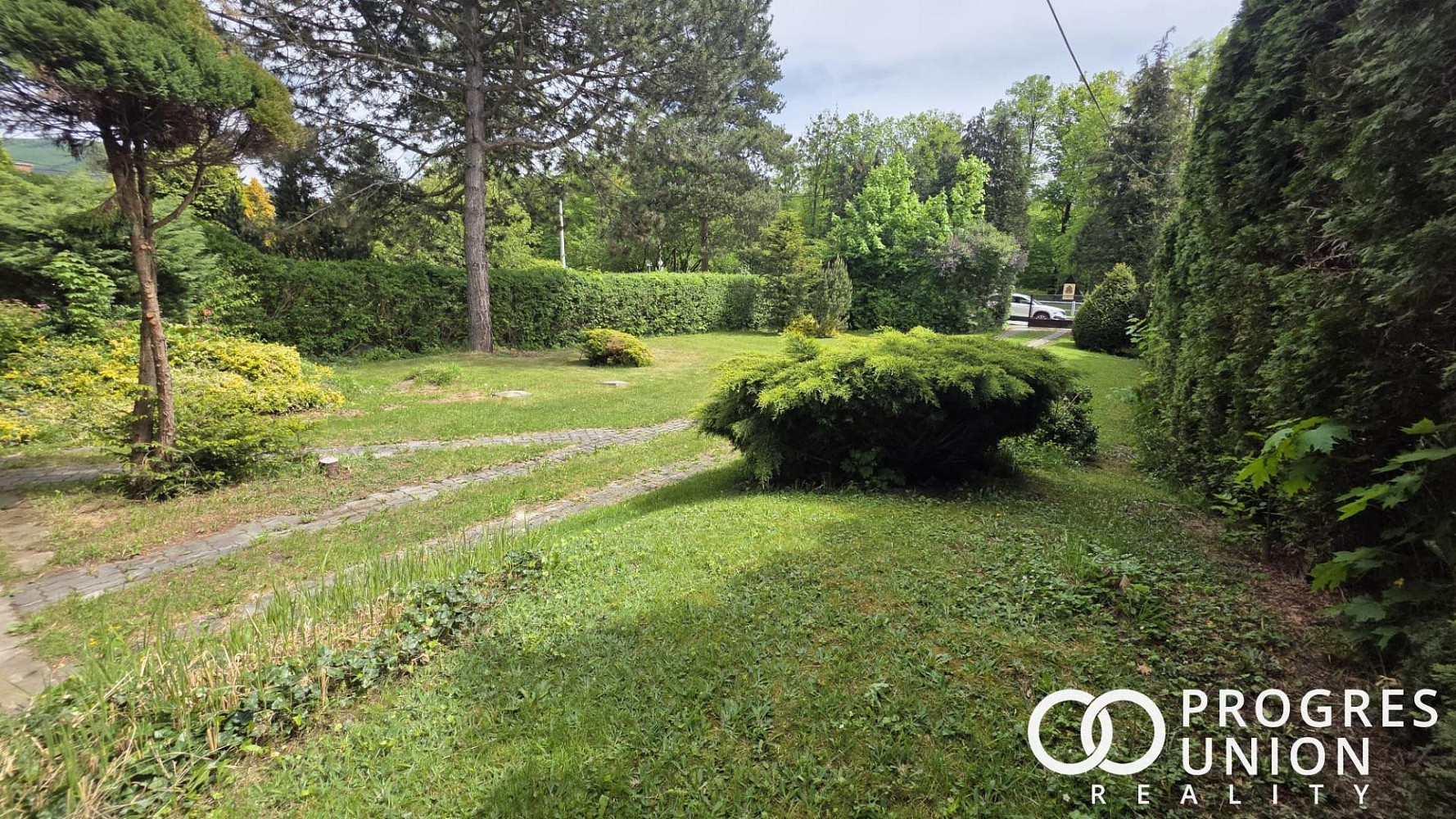 Prodej domu 200 m² s pozemkem 971 m² – pohled 4