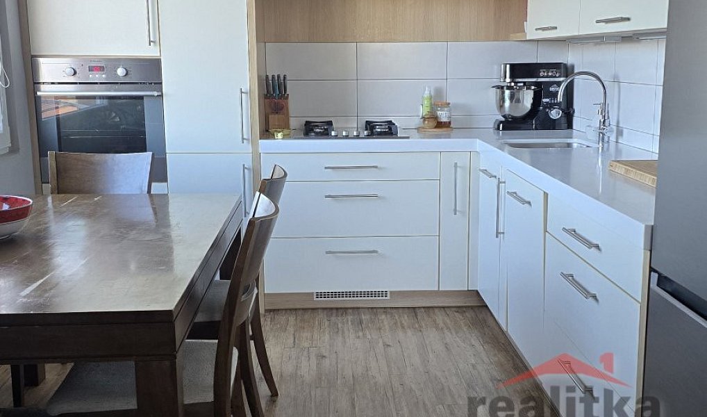 Prodej bytu 4+kk 80 m², Opava – náhled fotky 4