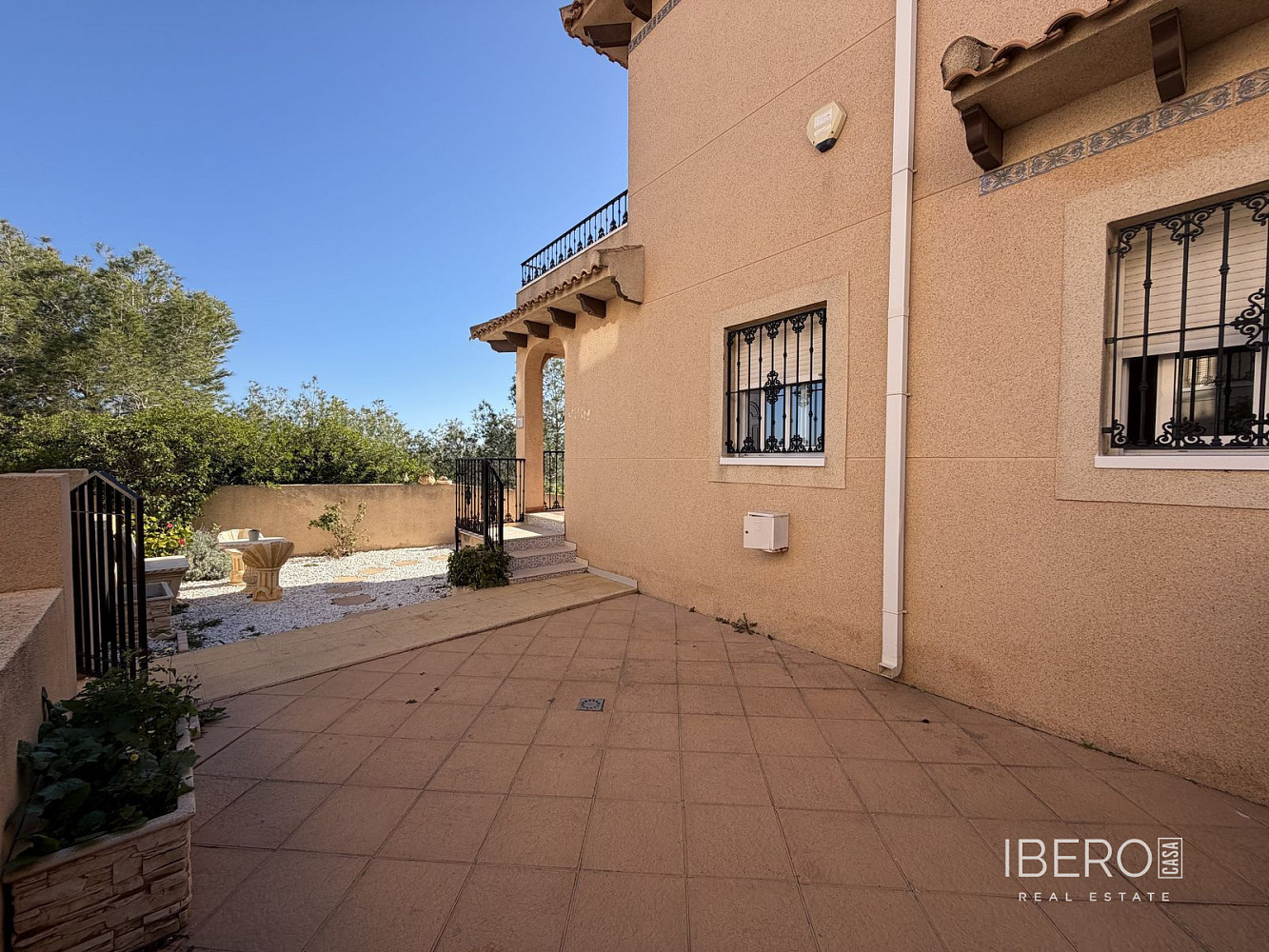 Prodej domu 115 m² s pozemkem 115 m² - Widok 3