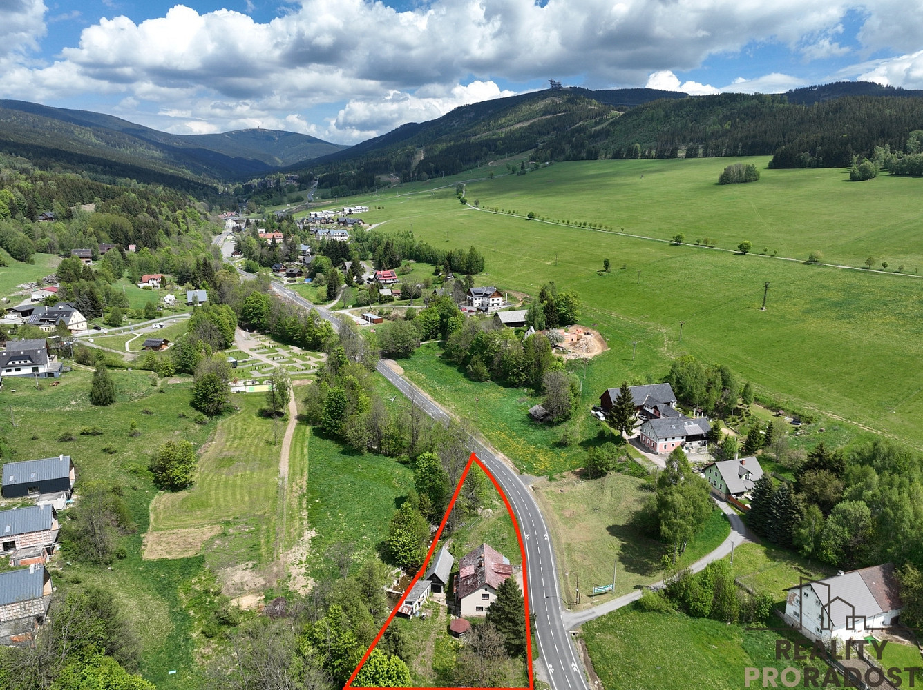 Prodej komerčního objektu (jiného typu) 200 m² — photo 4