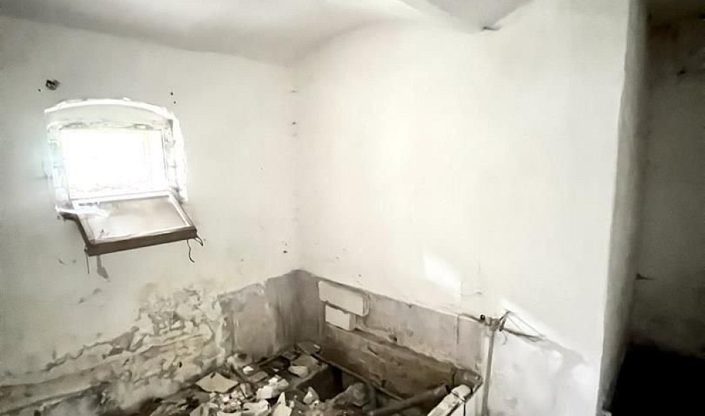 Prodej domu 170 m² s pozemkem 558 m², Lesná – náhled fotky 20