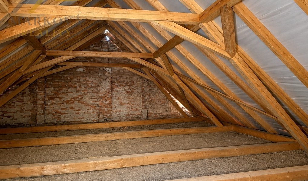 Prodej domu 194 m² s pozemkem 1 162 m², Týn nad Vltavou – náhled fotky 15