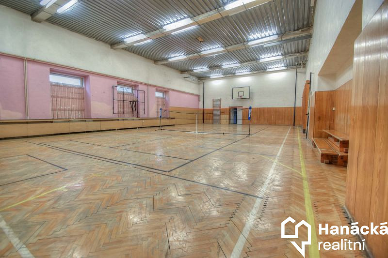 Prodej obchodních prostor 1 100 m² – fotografie 3