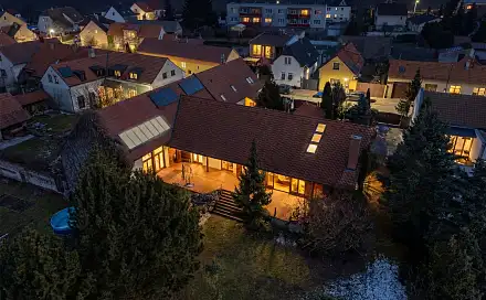 Prodej domu 535 m² s pozemkem 4 215 m², Berounská, Unhošť, okres Kladno