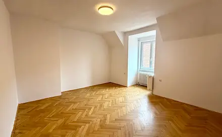 Pronájem bytu 1+kk 32 m², Jakubská, Cheb