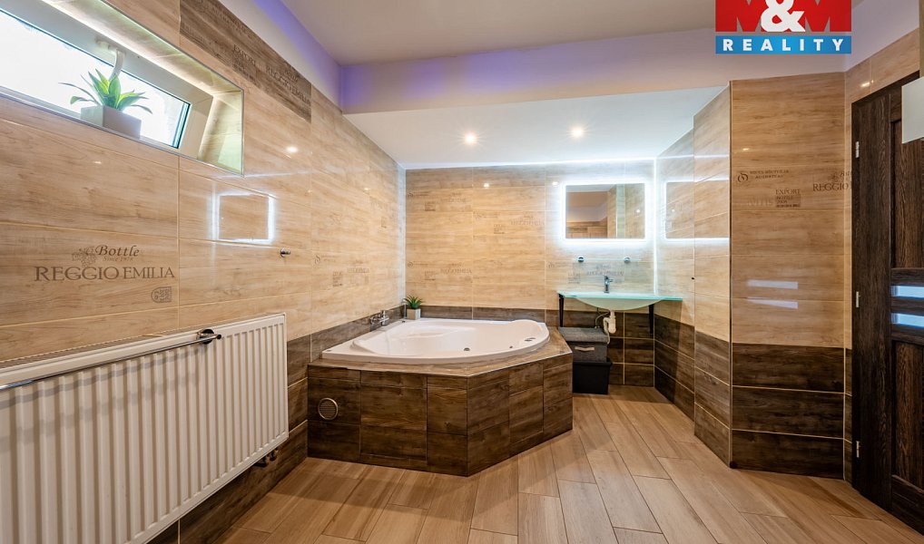 Prodej ubytovacího objektu 340 m², Janov nad Nisou – náhled fotky 10
