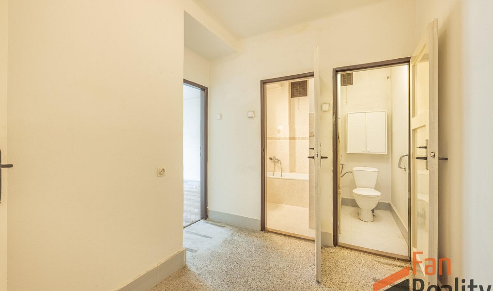 Prodej bytu 3+1 92 m², Praha – náhled fotky 20