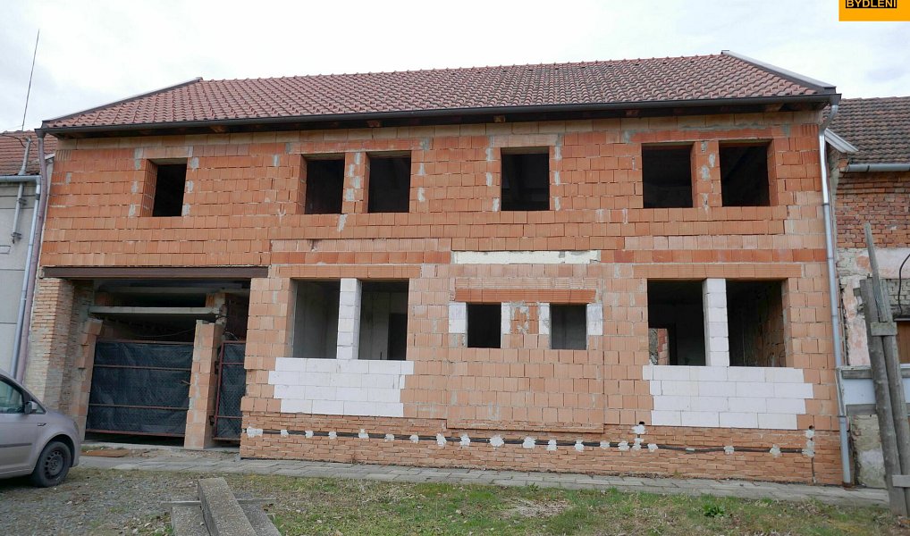 Prodej domu 350 m² s pozemkem 1 252 m², Prostějov – náhled fotky 2