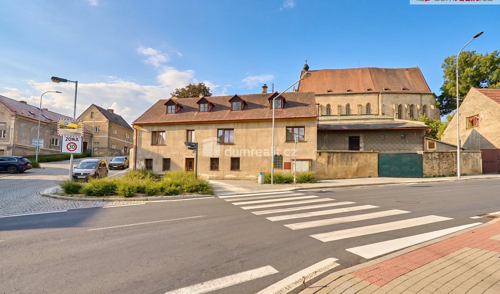 Prodej domu 260 m² s pozemkem 368 m², Žlutice – náhled fotky 19