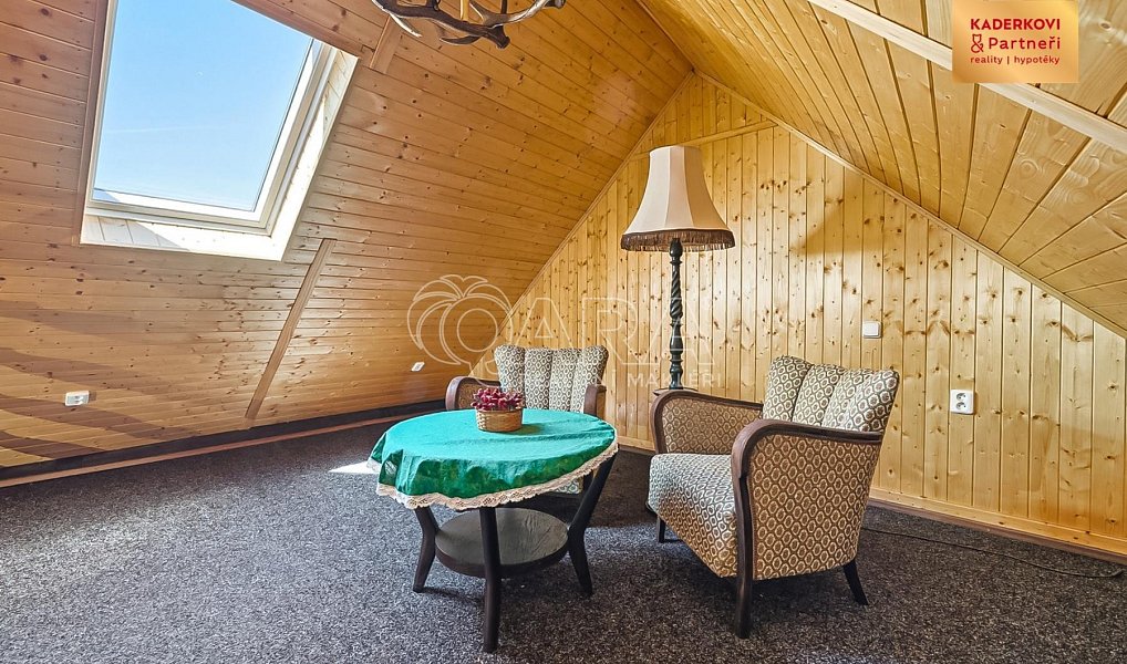 Prodej domu 154 m² s pozemkem 1 408 m², Buková – náhled fotky 28