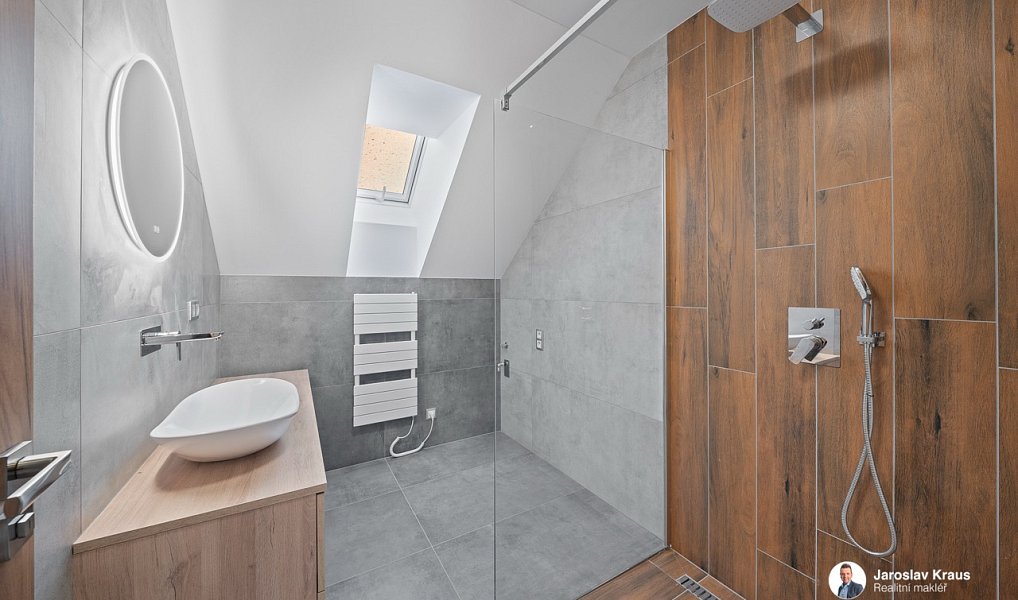 Prodej domu 134 m² s pozemkem 176 m², Nová Paka – náhled fotky 29
