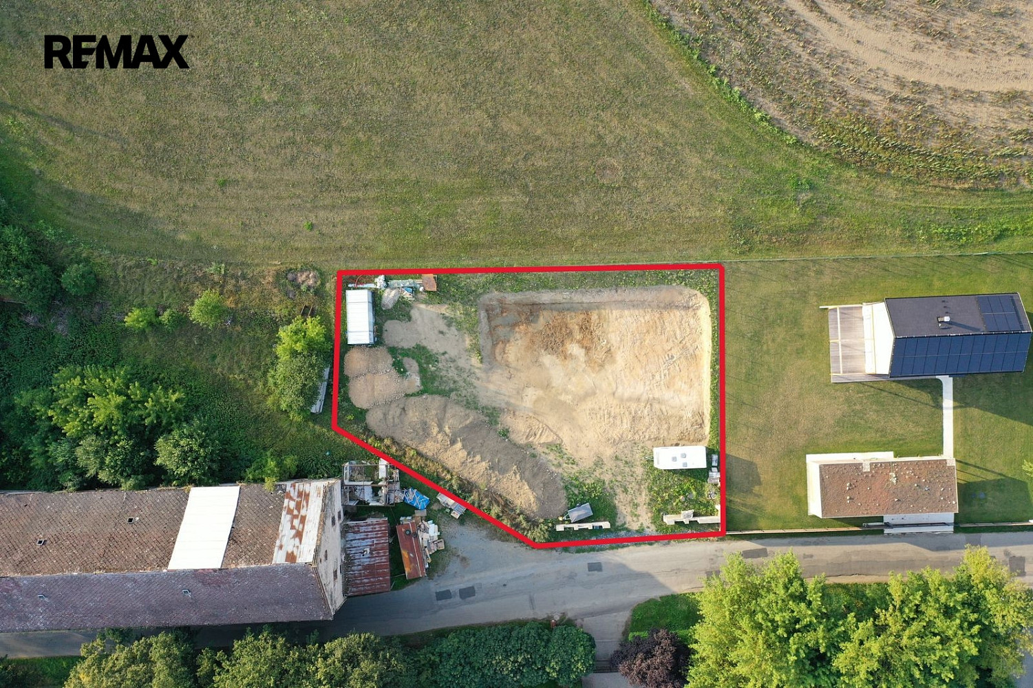 Prodej stavebního pozemku 1 130 m² — photo 2