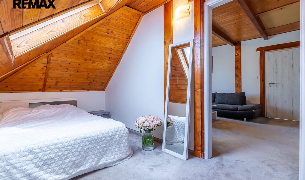 Prodej domu 181 m² s pozemkem 900 m², Praha – náhled fotky 19