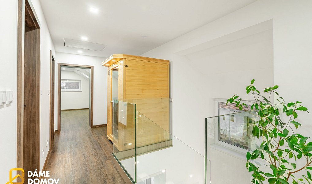 Prodej domu 308 m² s pozemkem 3 861 m², Suchov – náhled fotky 33