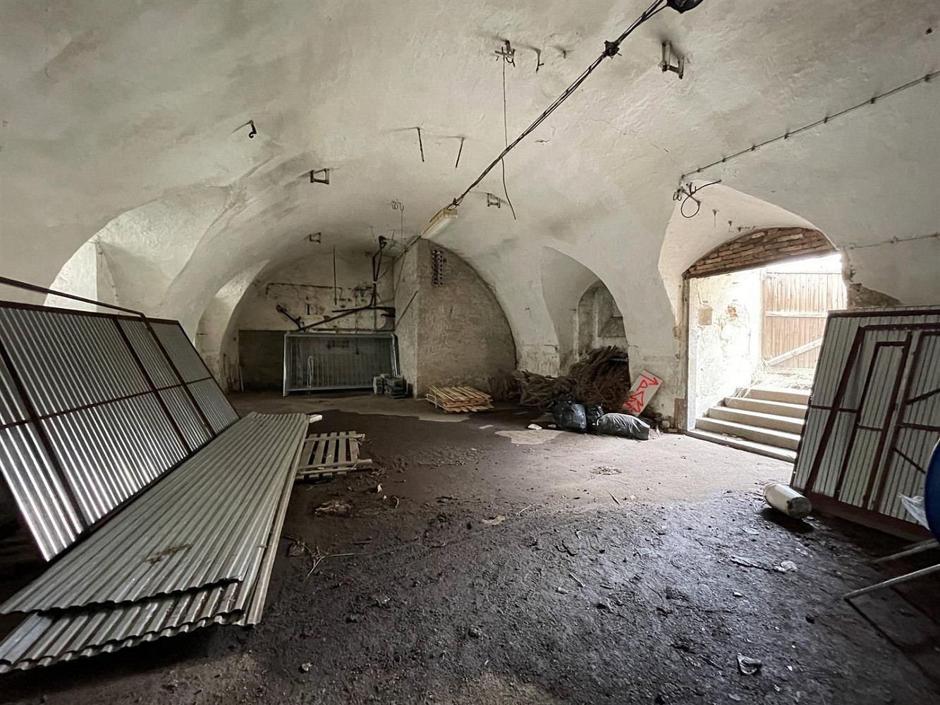 Pronájem skladovacích prostor 177 m² – fotografie 4