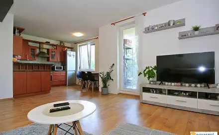 Pronájem bytu 2+kk 60 m², Ve slatinách, Praha 10 - Záběhlice
