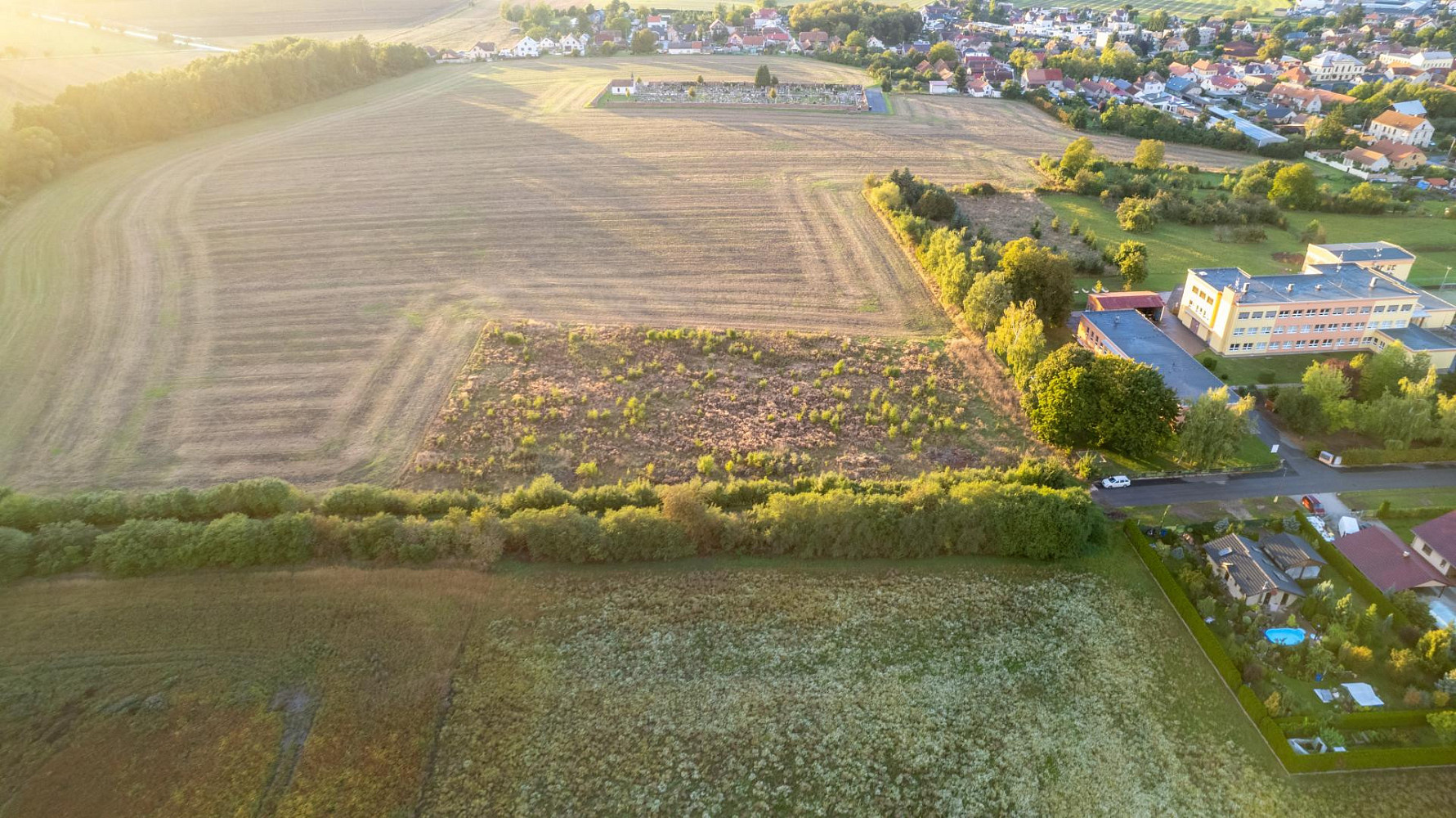 Prodej stavebního pozemku 6 666 m² – fotografie 5