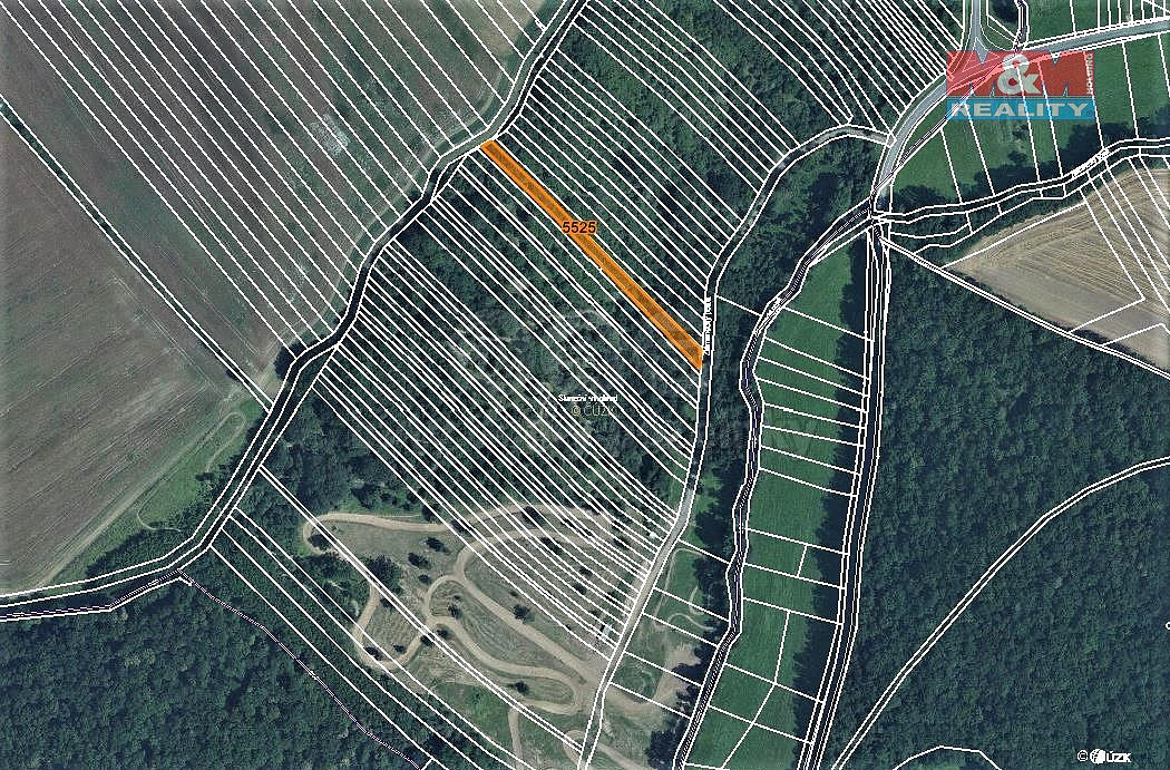 Prodej louky 1 586 m²