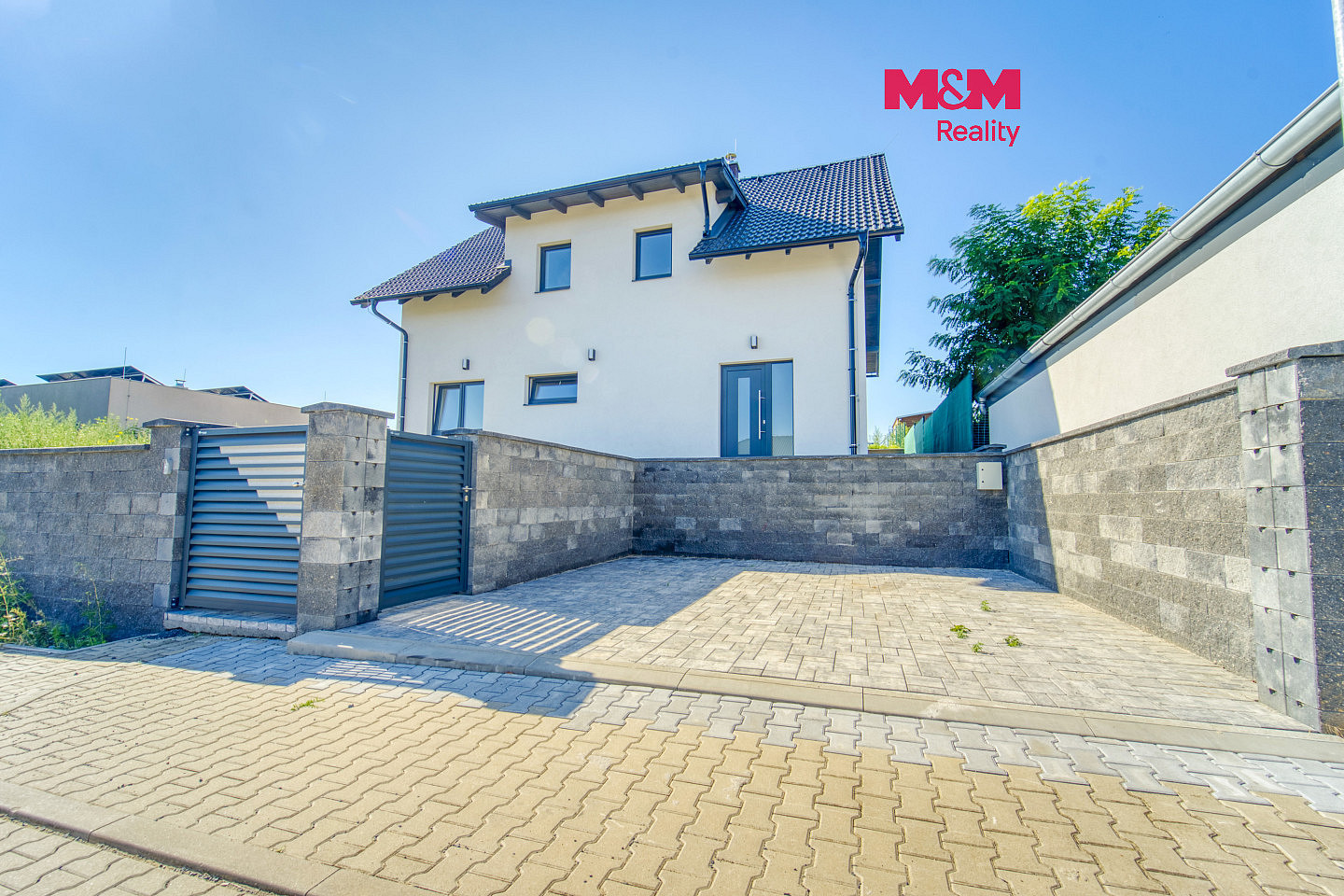 Prodej domu 168 m² s pozemkem 809 m²
