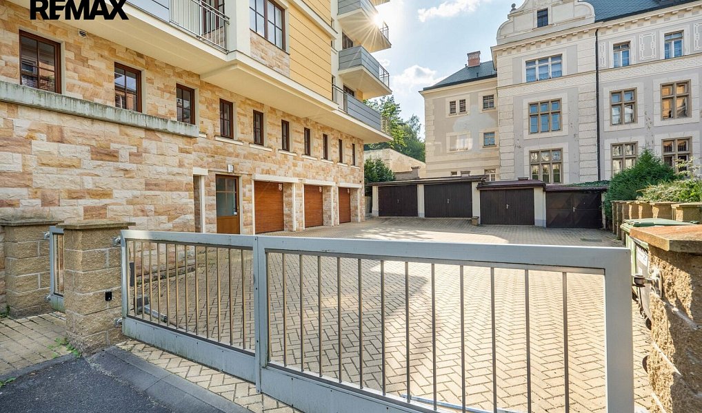 Prodej bytu 6+kk 537 m², Karlovy Vary – náhled fotky 39