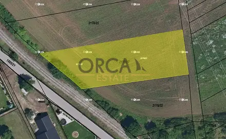 Prodej pole 2 440 m², Břeclav