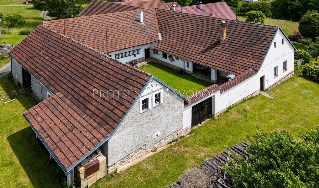 Prodej domu 275 m² s pozemkem 1 947 m², Horní Radouň – náhled fotky 6
