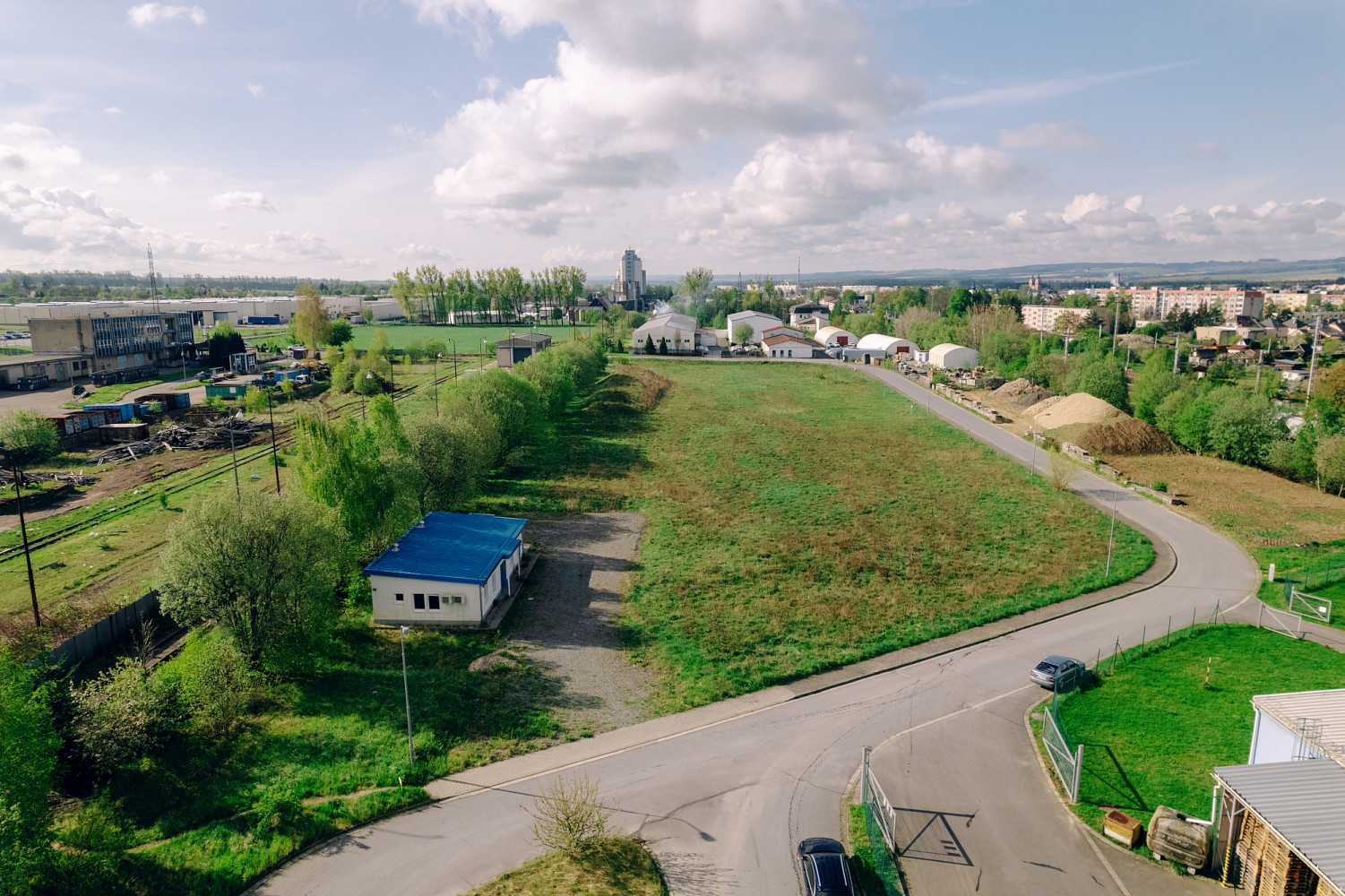 Prodej komerčního pozemku 13 555 m²