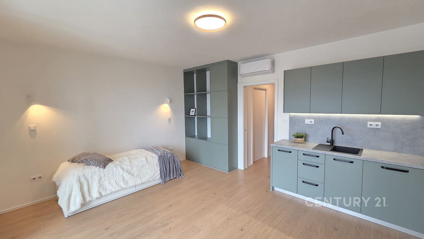 Pronájem bytu 1+kk 35 m² – fotografie 5